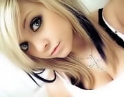 emo, blonde girl posing1